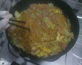 Foto langkah ke 5 dari resep Bihun Goreng Jawa Pedas.
