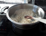 Foto del paso 2 de la receta: Arroz con mejillones y berberechos frescos