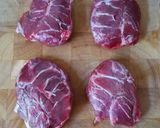 Foto del paso 1 de la receta: Carrilleras de cerdo en olla exprés 🐷