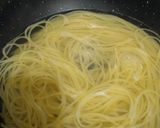 Foto langkah ke 2 dari resep Spageti ayam bayam.