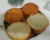 आलू टिक्की बर्गर (aloo tikki burger recipe in Hindi) रेसिपी चरण 1 फोटो