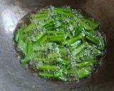 A picture of step 3 of Guvar nu shak/Gujrati Style Guvarfali ki sabzi/Guar subzi.