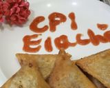 A picture of step 3 of Qeema samosa.