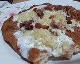 Lángos - teljes kiőrlésü és fehér lisztből recept fázis 4 fotója