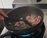 รูปขั้นตอนการทำที่ 1 ของ ไข่นุ่มผัดมะเขือเทศหมูสับ
