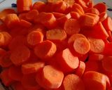Foto del passaggio 1 della ricetta Vellutata di carote patate, zenzero e ceci speziati