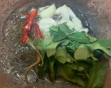 A picture of step 2 of Gota Masoor Dal (Pink lentils).