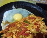 कोबी अंडा बुर्जी (kobi anda bhurji recipe in marathi) रेसिपी स्टेप 4 फोटो 