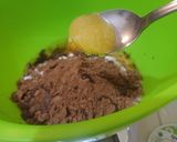 Foto langkah ke 2 dari resep Bolu Kukus Cokelat Mekar.