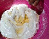 Foto langkah ke 3 dari resep Bolu Minyak.
