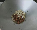 A picture of step 2 of Gond Ke Laddu.