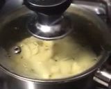 A picture of step 3 of Homemade Apple Jelly.