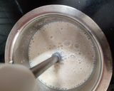 A picture of step 3 of Gulkand chikoo milk shake.