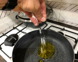 Foto del paso 1 de la receta: Pollo a la plancha con timbal de judía verde cebolla y patata