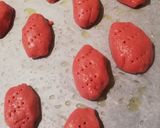 Φωτογραφία βήματος 3 της συνταγής Red velvet μελομακάρονα με κουβερτούρα ♠️💜