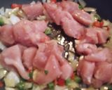 Foto del paso 2 de la receta: Arroz con pollo y aceitunas