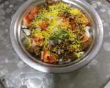 A picture of step 4 of Ghugni chat.