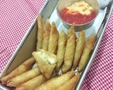 Foto langkah ke 7 dari resep Cheese Samosa (Jeddah's Style) 2 bahan saja w/ stepbystep.