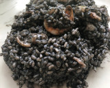 Foto del paso 7 de la receta: Risotto de chipirones y langostinos