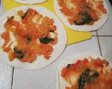 Foto del paso 1 de la receta: Mini pizzas sin horno