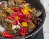 A picture of step 2 of Stir Fry Mozambique Crab with Curry Powder.