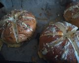 A picture of step 5 of Korean Cream Cheese Garlic Bread.