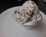 કુકીઝ એન્ડ ક્રીમ આઈસ્ક્રીમ (Cookies & cream ice cream recipe in gujarati) રેસીપી સ્ટેપ2ફોટો