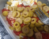 Foto del paso 2 de la receta: Empanadillas de atún, huevo, pimiento y olivas