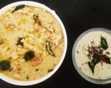 A picture of step 6 of Foxtail millet ven pongal with coconut chutney.