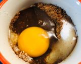 Foto del paso 2 de la receta: Mini torta Choc en taza