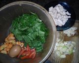 Foto langkah ke 2 dari resep Bihun Goreng Ayam.