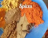 A picture of step 3 of Lahori Murgh Cholay.