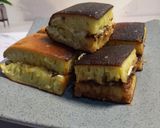 Foto langkah ke 6 dari resep Martabak Manis.