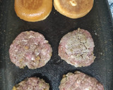 Foto del paso 6 de la receta: Hamburguesa de ternera en pan brioche con mayonesa de yakiniku