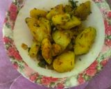A picture of step 3 of Jeera aloo.