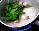 รูปขั้นตอนการทำที่ 4 ของ ไก่ต้มใบชะมวง