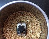 A picture of step 1 of Urad Dhal Ke Ladoo.