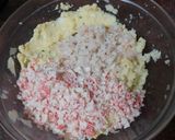 Foto del paso 2 de la receta: Buñuelos de atún y marisco con alioli express