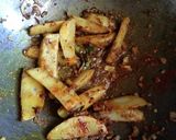 A picture of step 3 of Spicy carrot and potato vegetable.