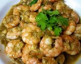 รูปขั้นตอนการทำที่ 3 ของ กุ้งผัดซอสกระเทียม