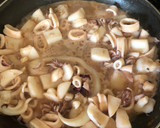 Foto del paso 9 de la receta: Arroz con sepia y calamares