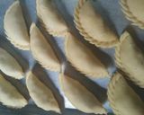 Foto langkah ke 3 dari resep Pastel basah crispy.