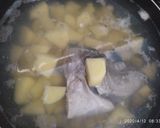 Foto langkah ke 3 dari resep Pindang Pedas Kepala Ikan Trakulu.