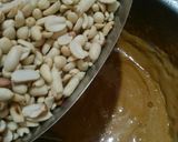 શીંગદાણા ની ચીકી(Peanut Chiki Recipe In Gujarati) રેસીપી સ્ટેપ2ફોટો