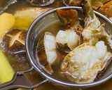 รูปขั้นตอนการทำที่ 3 ของ หม้อไฟกุ้งมังกรและวิธีกินแบบฟินๆ