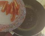 Foto langkah ke 3 dari resep Telor Ceplok Saus Inggris.