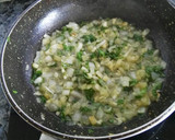 Foto del paso 4 de la receta: Champiñones a la crema con aguacate y tomate