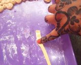 A picture of step 5 of Chin-chin.