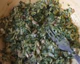 A picture of step 2 of Baby marrow, mushroom and spinach patty.