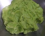 Foto langkah ke 3 dari resep Pie Buah Vla Matcha.